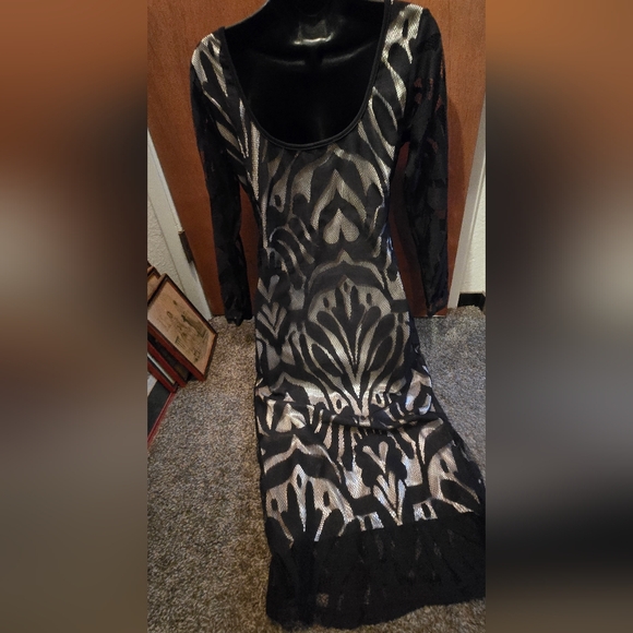 Unbranded Black & Tan Body Con Lace Payered Dress SzM NWOT - Picture 6 of 8